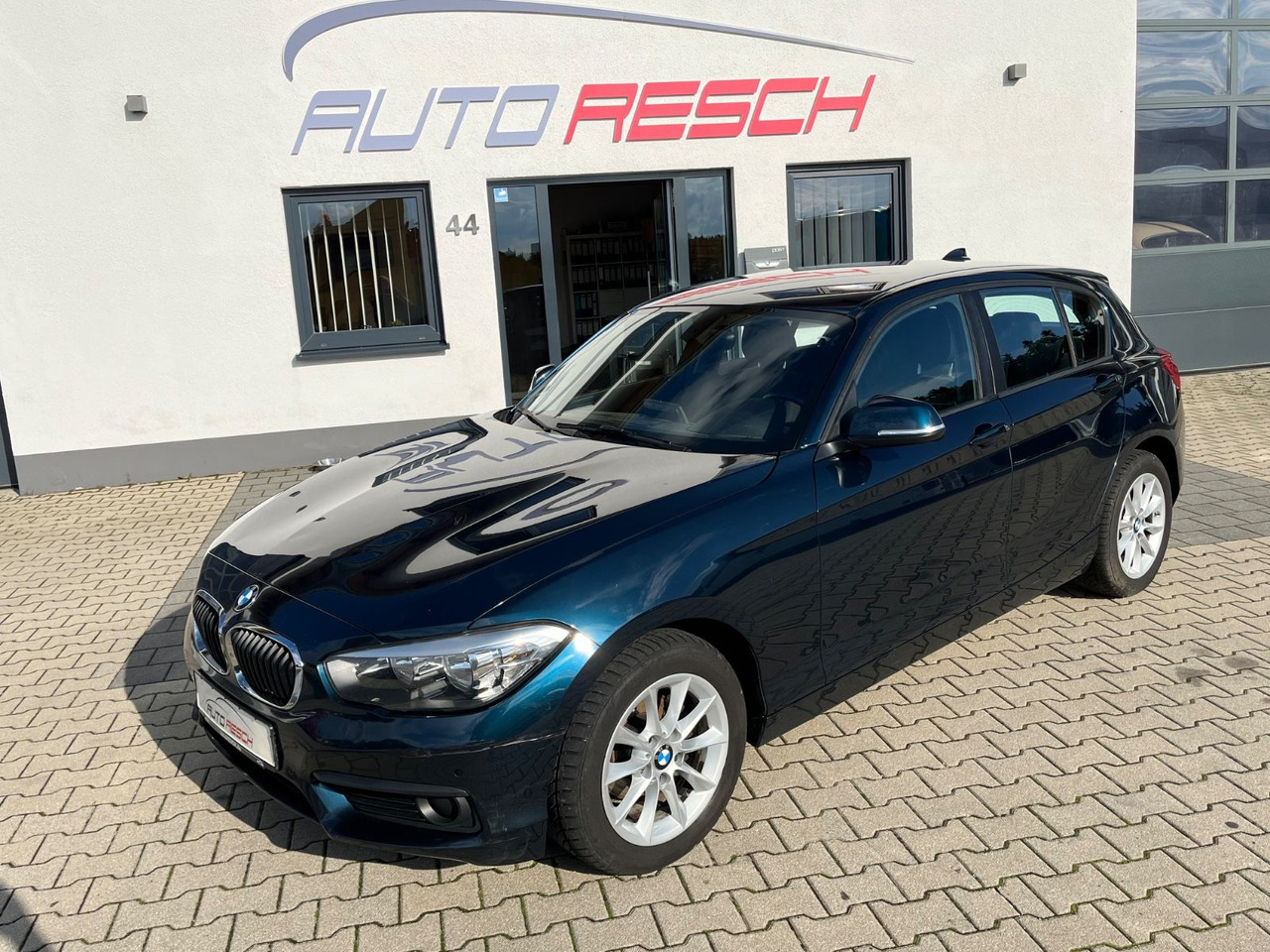 BMW 118 Baureihe 1 Lim. 5-trg. 118 d - Sedan: foto 1 BMW 118 Baureihe 1 Lim. 5-trg. 118 d - Sedan: foto 1