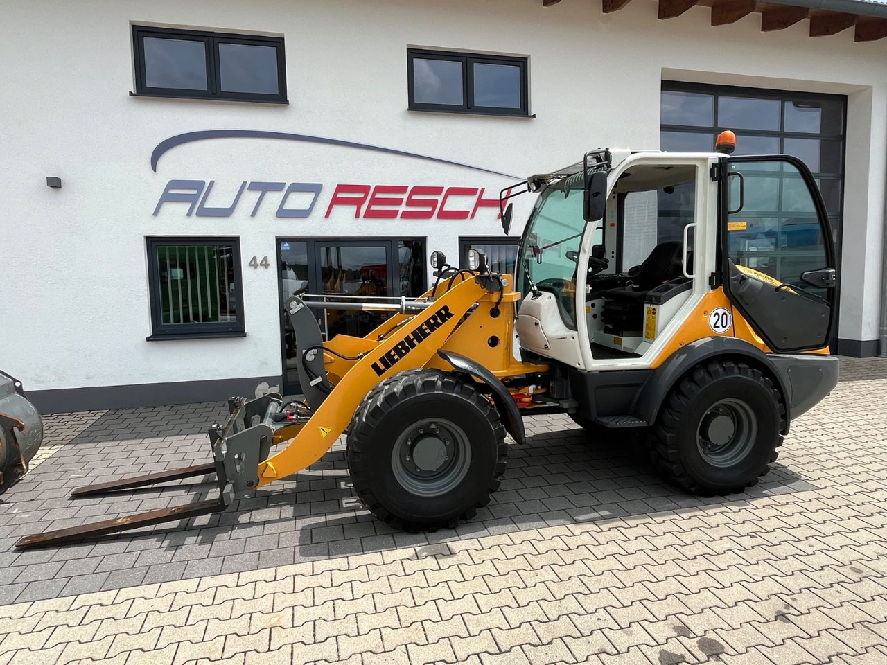 Cargadora de ruedas Liebherr 506 Compact Schaufel Gabel: foto 7