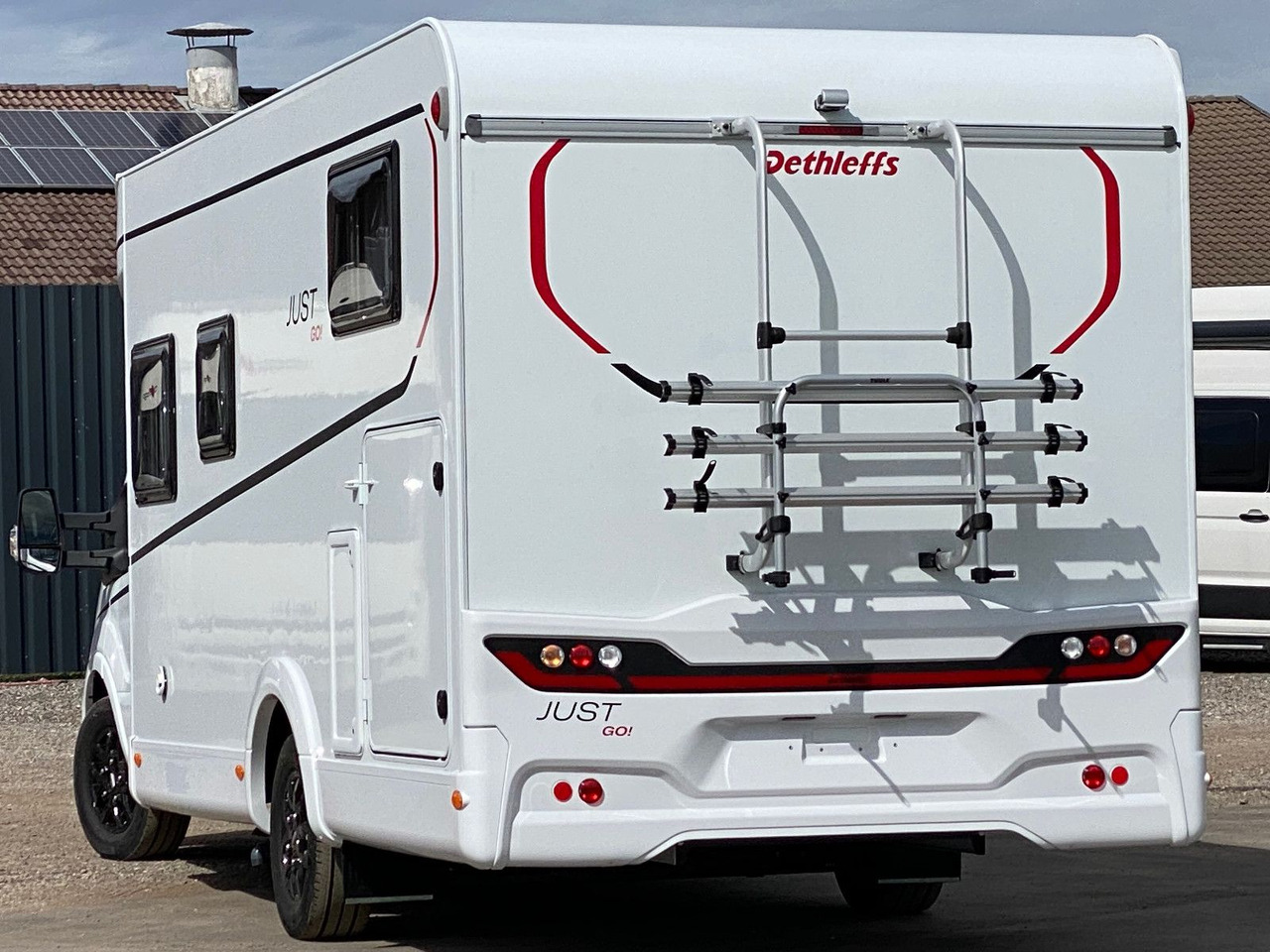 Dethleffs Just Go T 7055 EB, Hubbett, Markise, Navi+RFK - Autocaravana perfilada: foto 5 Dethleffs Just Go T 7055 EB, Hubbett, Markise, Navi+RFK - Autocaravana perfilada: foto 5