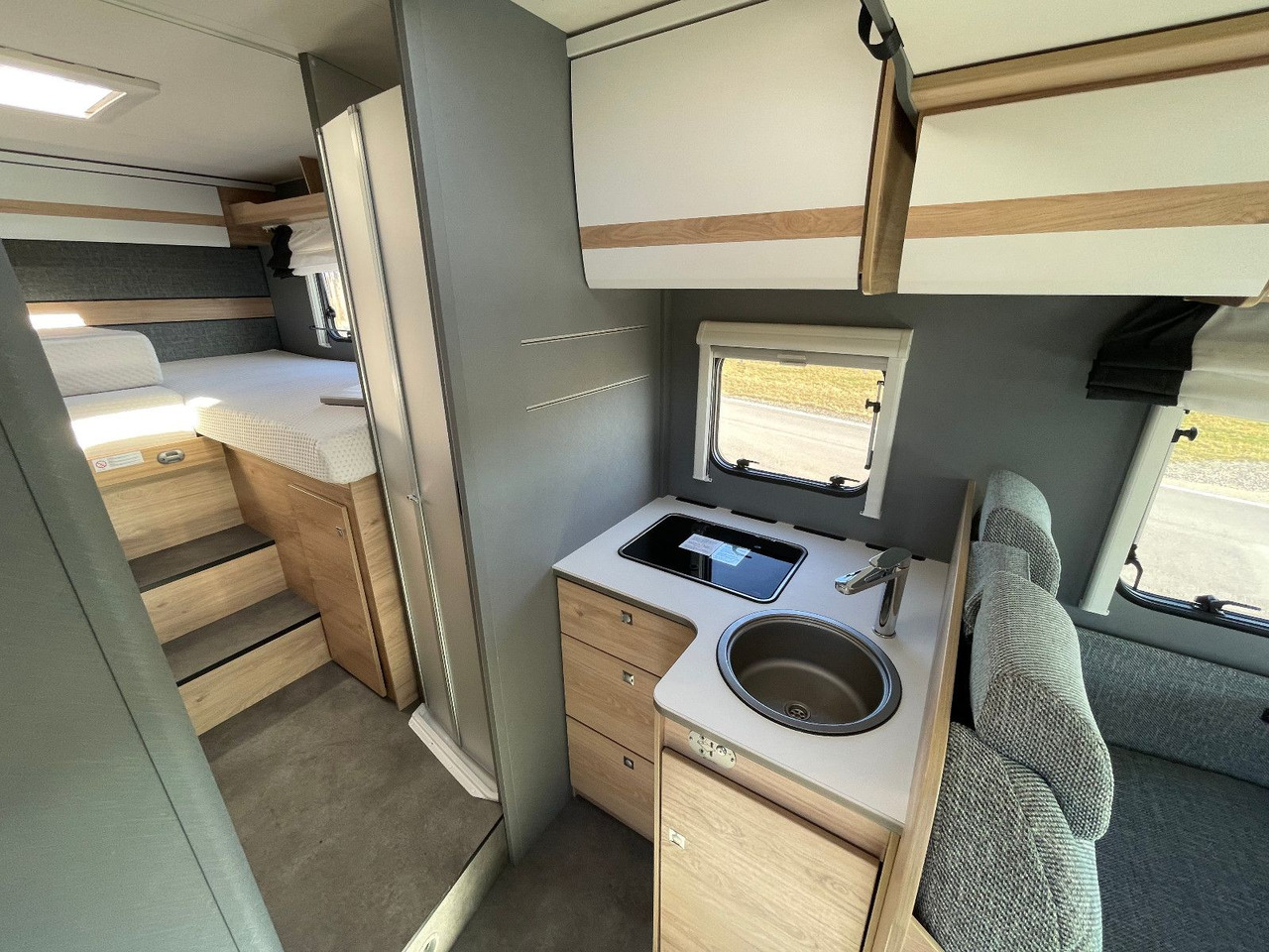Autocaravana perfilada Dethleffs Just T 7052 EB mit Hubbett,Fiat: foto 14