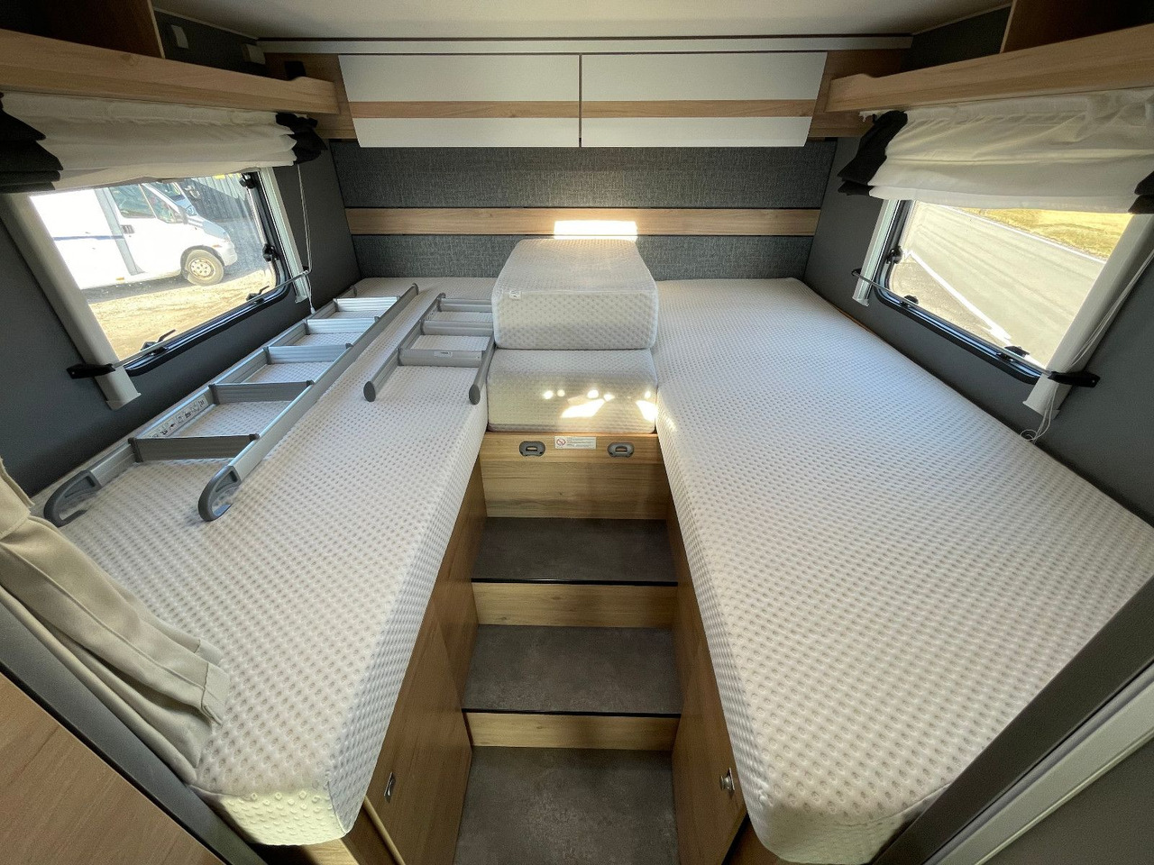 Autocaravana perfilada Dethleffs Just T 7052 EB mit Hubbett,Fiat: foto 17
