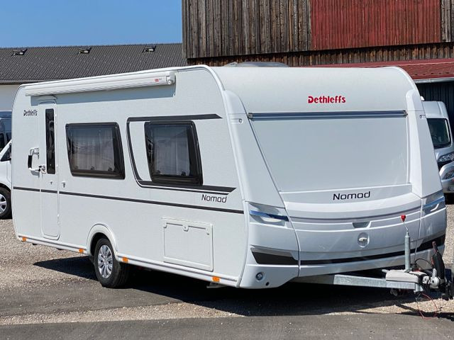Dethleffs Nomad 520 ELT, Heckbad, SAT, Mover, Markise, ec Dethleffs Nomad 520 ELT, Heckbad, SAT, Mover, Markise, ec - Caravana: foto 1 Dethleffs Nomad 520 ELT, Heckbad, SAT, Mover, Markise, ec Dethleffs Nomad 520 ELT, Heckbad, SAT, Mover, Markise, ec - Caravana: foto 1