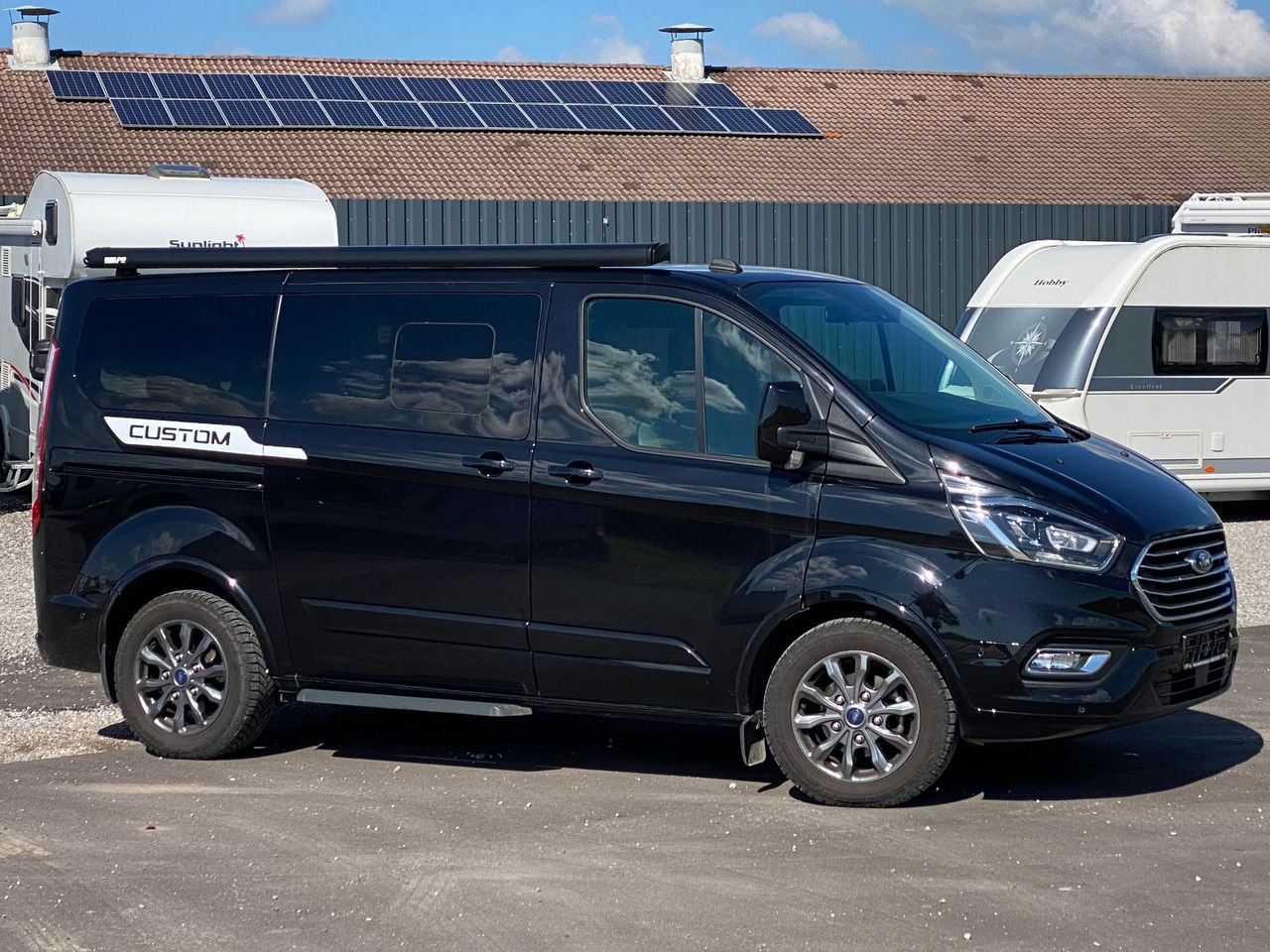 Ford Transit/Tourneo Custom Kombi 320 L1 Titanium X - Furgoneta de pasajeros: foto 2 Ford Transit/Tourneo Custom Kombi 320 L1 Titanium X - Furgoneta de pasajeros: foto 2