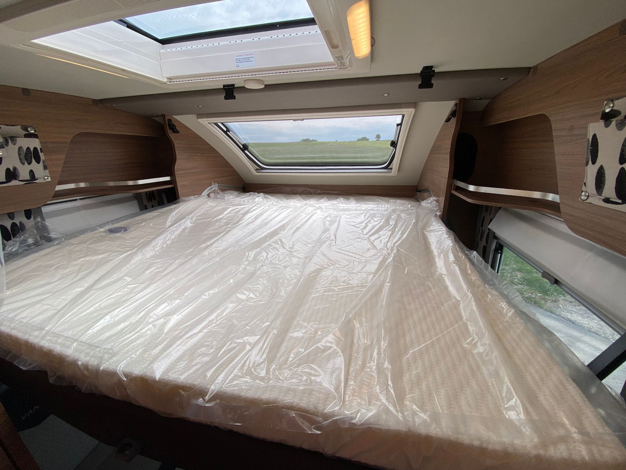Autocaravana perfilada Knaus Tourer Van 500 LT, slide Bett, 4 P. Zulassung: foto 11