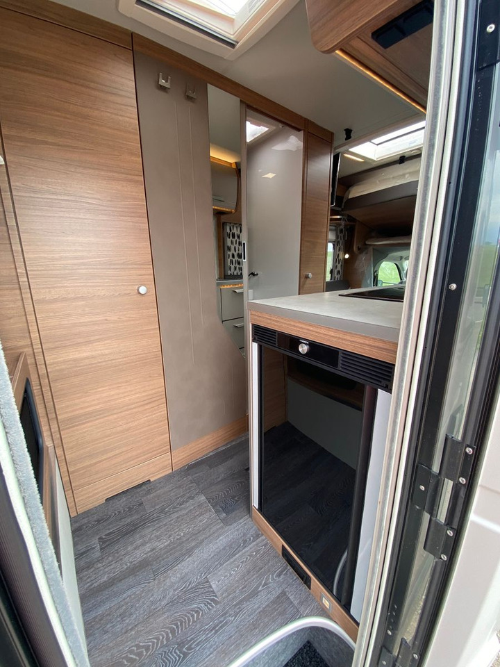 Autocaravana perfilada Knaus Tourer Van 500 LT, slide Bett, 4 P. Zulassung: foto 16
