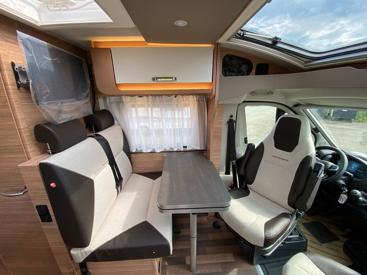 Autocaravana perfilada Weinsberg CaraCompact 600 MEG EDITION [PEPPER]25 Modell S7: foto 14