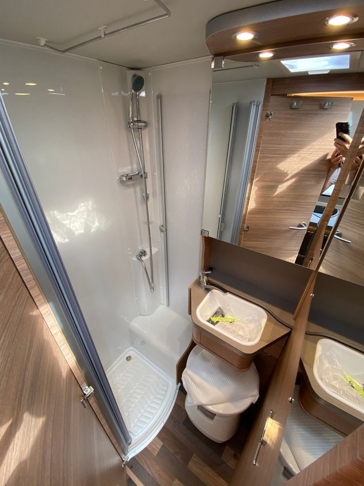 Autocaravana perfilada Weinsberg CaraCompact 600 MEG EDITION [PEPPER]25 Modell S7: foto 10