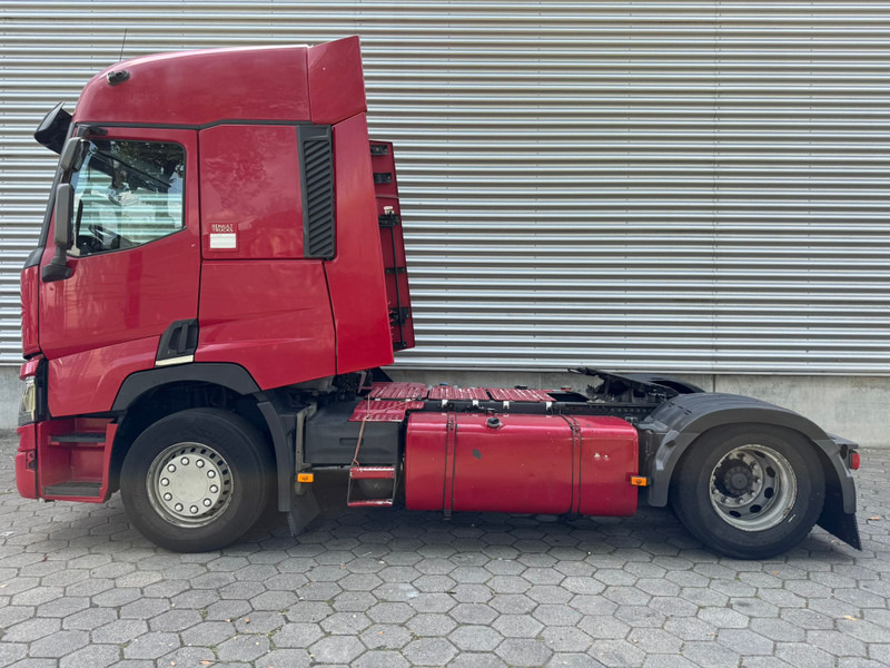 Renault T 460 / 2 Tanks / Refrigerator / 2 Beds / Euro 6 - Cabeza tractora: foto 5 Renault T 460 / 2 Tanks / Refrigerator / 2 Beds / Euro 6 - Cabeza tractora: foto 5