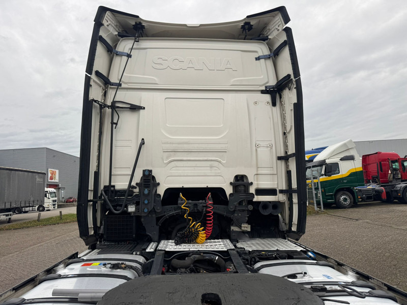 Cabeza tractora Scania R410 / Retarder / Night Klima / 2 Tanks / Full Air / TUV: 3-2026 / NL Truck: foto 7 Cabeza tractora Scania R410 / Retarder / Night Klima / 2 Tanks / Full Air / TUV: 3-2026 / NL Truck: foto 7