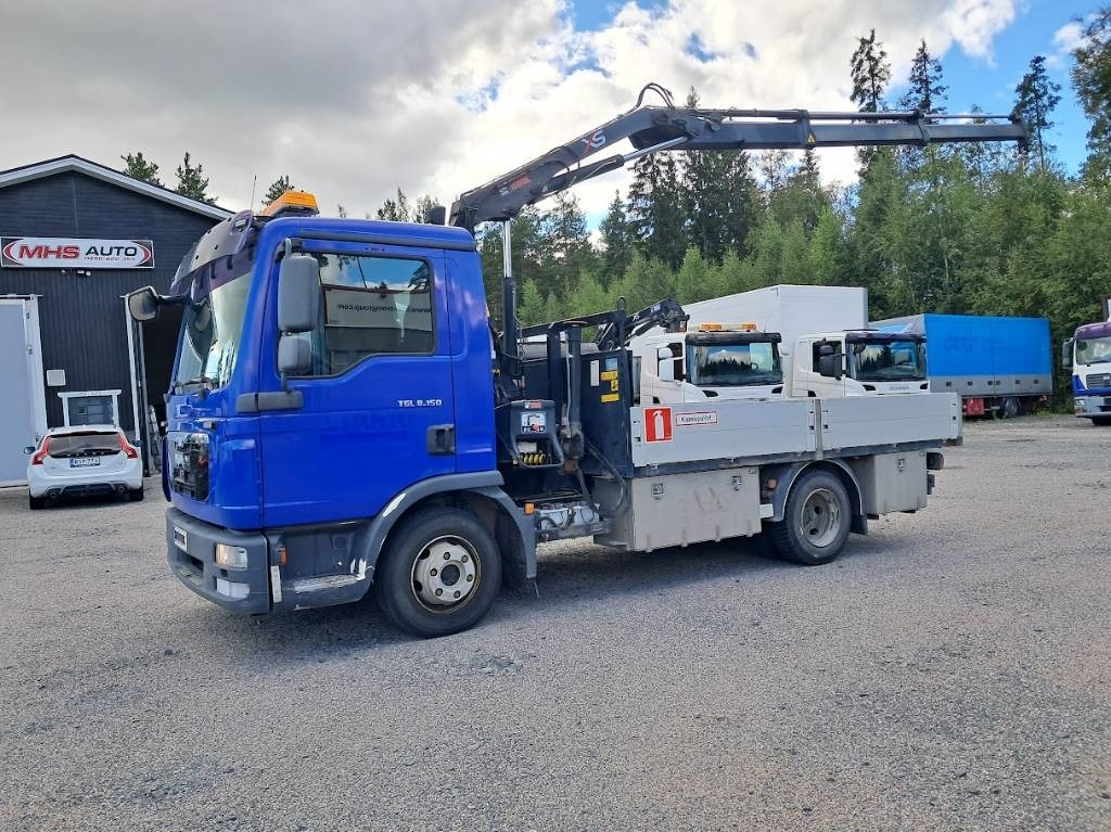 MAN TGL 8.150 Hiab 066-2 10v tarkastettu - Camión grúa: foto 1 MAN TGL 8.150 Hiab 066-2 10v tarkastettu - Camión grúa: foto 1