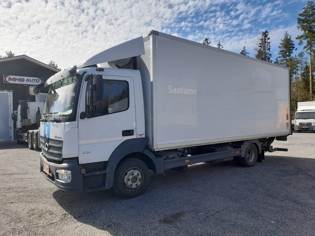 Mercedes-Benz Atego 918 Euro 6 - Camión frigorífico: foto 1 Mercedes-Benz Atego 918 Euro 6 - Camión frigorífico: foto 1