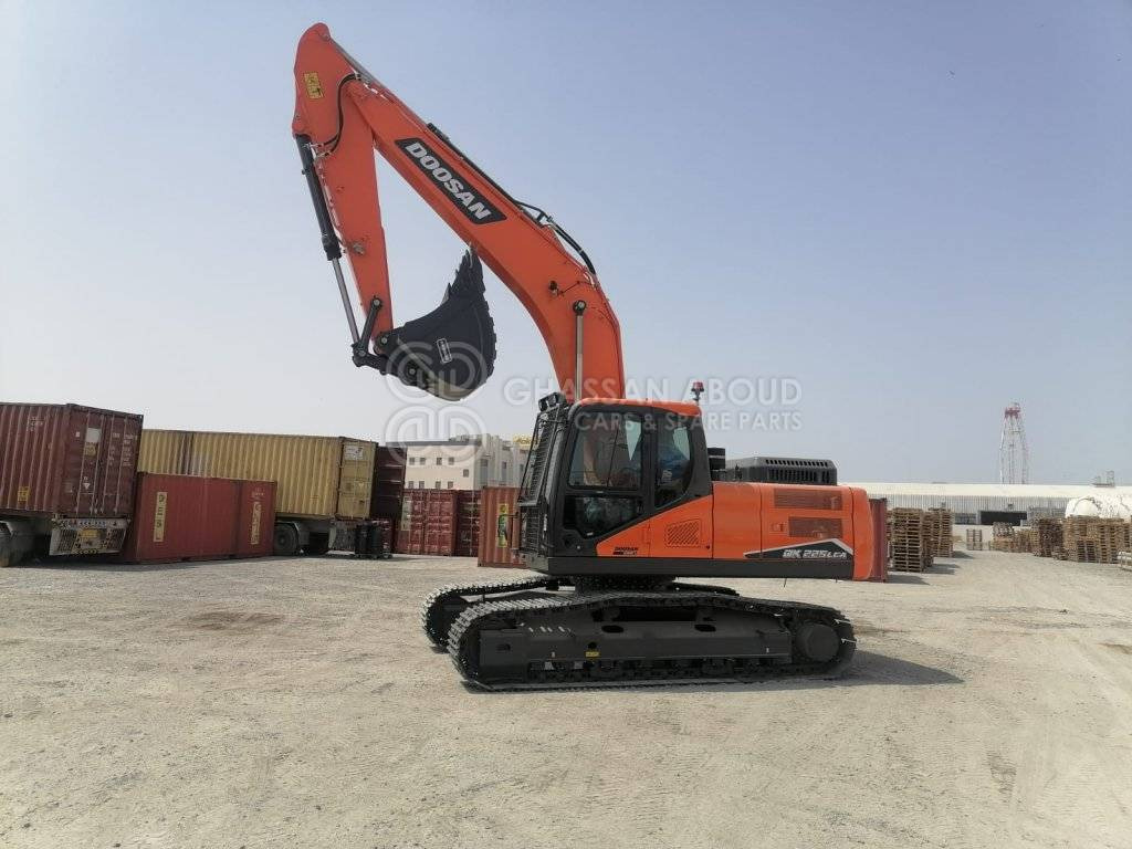 Excavadora de cadenas DOOSAN DX225 LCA – CHAIN EXCAVATOR OPERATING WEIGHT 22 TON APPROX. WITH  BUCKET 1.08 Cu.M BUCKET ( HEAVY DUTY) MY2022: foto 7
