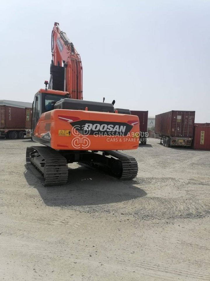 Excavadora de cadenas DOOSAN DX225 LCA – CHAIN EXCAVATOR OPERATING WEIGHT 22 TON APPROX. WITH  BUCKET 1.08 Cu.M BUCKET ( HEAVY DUTY) MY2022: foto 9