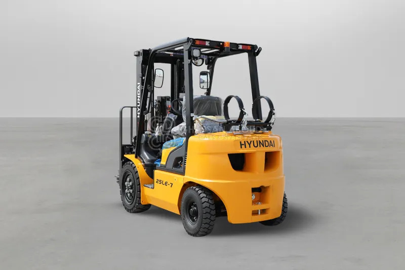 Hyundai Forklift 30LE-7 3 TONS LPG 3 STAGE - Carretilla elevadora de gas: foto 5 Hyundai Forklift 30LE-7 3 TONS LPG 3 STAGE - Carretilla elevadora de gas: foto 5