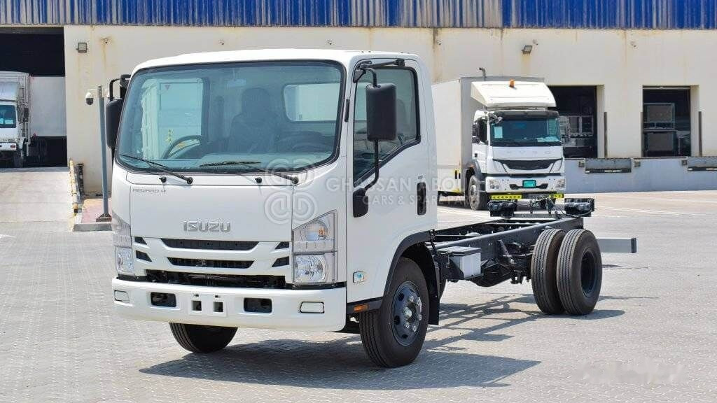 Camión caja abierta nuevo Isuzu NPR 85H: foto 1