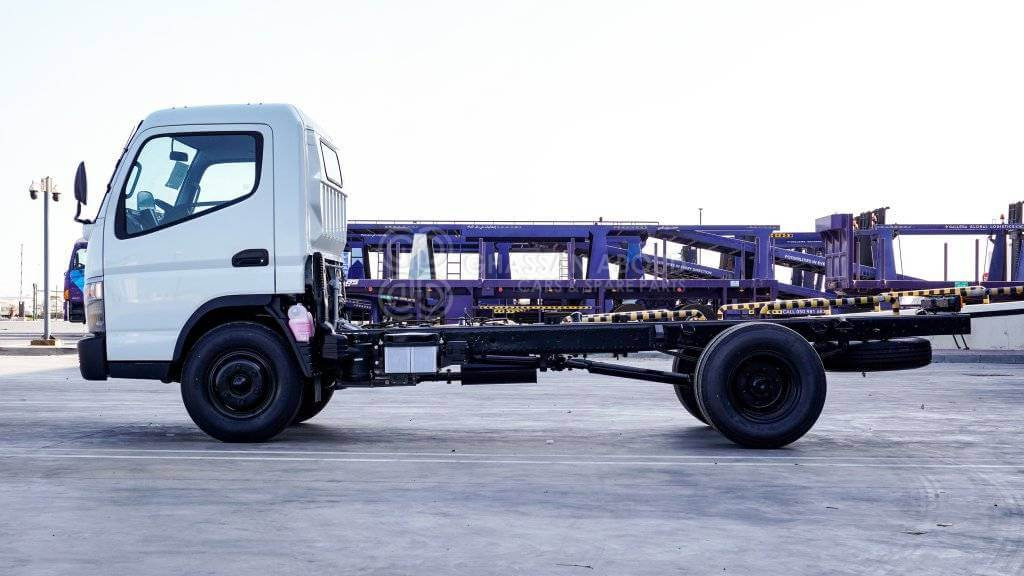 MITSUBISHI CANTER CHASSIS PAYLOAD 5 TON APPROX SINGLE CAB WITH A/C 4X2 LIGHT DUTY MY2024 - Camión chasis: foto 4 MITSUBISHI CANTER CHASSIS PAYLOAD 5 TON APPROX SINGLE CAB WITH A/C 4X2 LIGHT DUTY MY2024 - Camión chasis: foto 4
