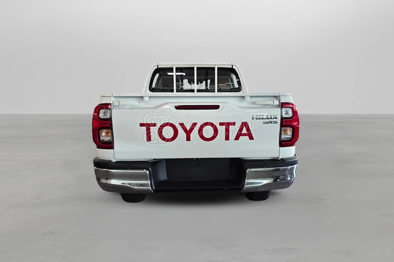 Toyota Hilux 4X4 Double Cabin - Pick-up, Furgoneta combi: foto 4 Toyota Hilux 4X4 Double Cabin - Pick-up, Furgoneta combi: foto 4