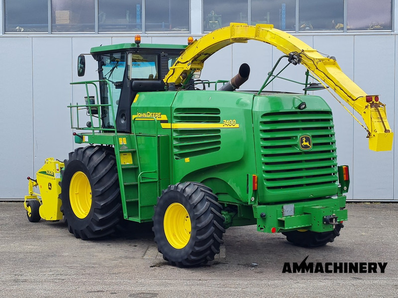 John Deere 7400 forage harvester - Cosechadora de forraje: foto 2 John Deere 7400 forage harvester - Cosechadora de forraje: foto 2