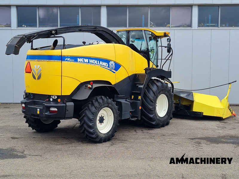 New Holland FR600 - Cosechadora de forraje: foto 5 New Holland FR600 - Cosechadora de forraje: foto 5