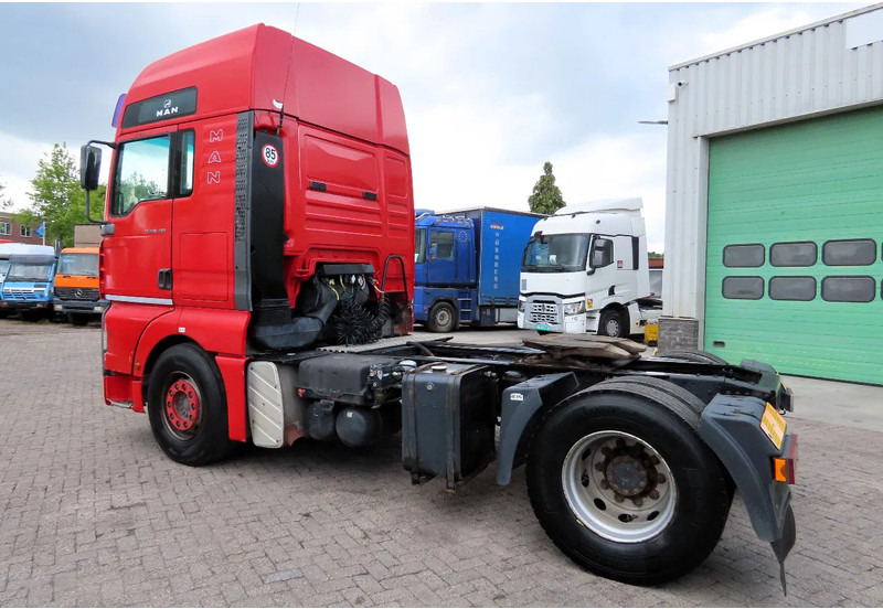 MAN TGA 18.410 Manual gearbox, Manual pomp, PTO, HYDRAULIC - Cabeza tractora: foto 5 MAN TGA 18.410 Manual gearbox, Manual pomp, PTO, HYDRAULIC - Cabeza tractora: foto 5