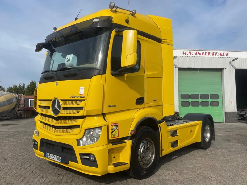 Mercedes-Benz Actros 1846 RETARDER, FRIGO - Cabeza tractora: foto 1 Mercedes-Benz Actros 1846 RETARDER, FRIGO - Cabeza tractora: foto 1