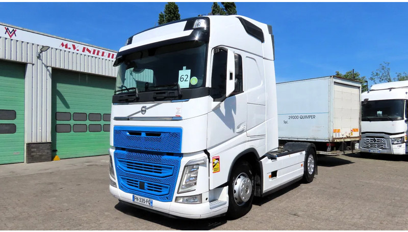 Volvo FH 500 YV2RT40A5LB301456 2X FUELTANK, PARKING AIRCO, FRIGO - Cabeza tractora: foto 2 Volvo FH 500 YV2RT40A5LB301456 2X FUELTANK, PARKING AIRCO, FRIGO - Cabeza tractora: foto 2