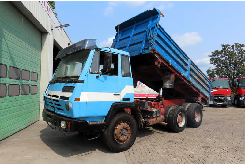 MAN STEYER 10 tyres. !!!AIR PROBLEM!! CLUTCH NOT GOING - Camión volquete: foto 2 MAN STEYER 10 tyres. !!!AIR PROBLEM!! CLUTCH NOT GOING - Camión volquete: foto 2