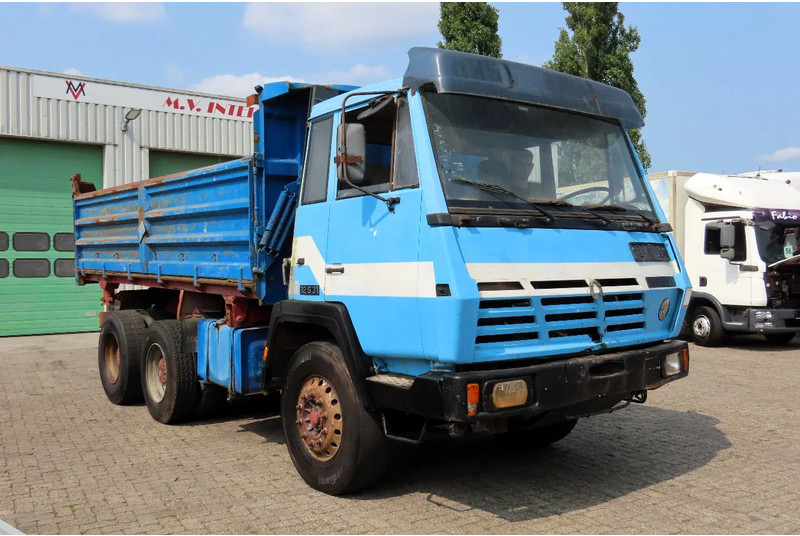 MAN STEYER 10 tyres. !!!AIR PROBLEM!! CLUTCH NOT GOING - Camión volquete: foto 3 MAN STEYER 10 tyres. !!!AIR PROBLEM!! CLUTCH NOT GOING - Camión volquete: foto 3