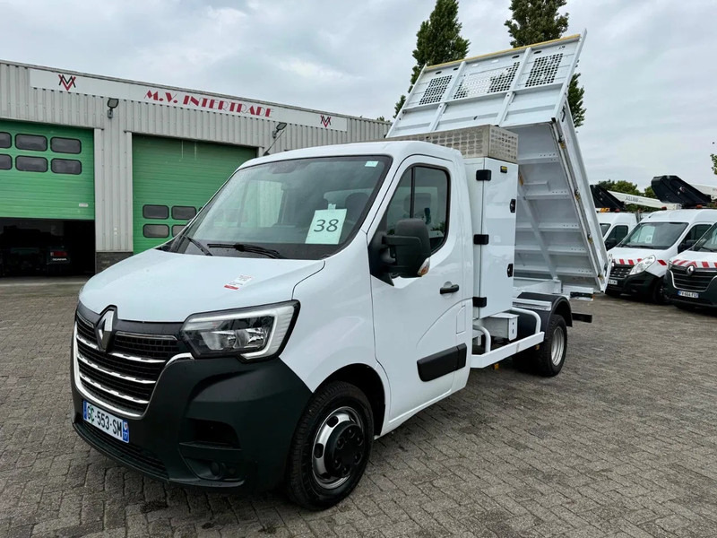 Renault Master 2021, 3 seats, Great condition, ! EURO 6 - Furgoneta basculante: foto 1 Renault Master 2021, 3 seats, Great condition, ! EURO 6 - Furgoneta basculante: foto 1