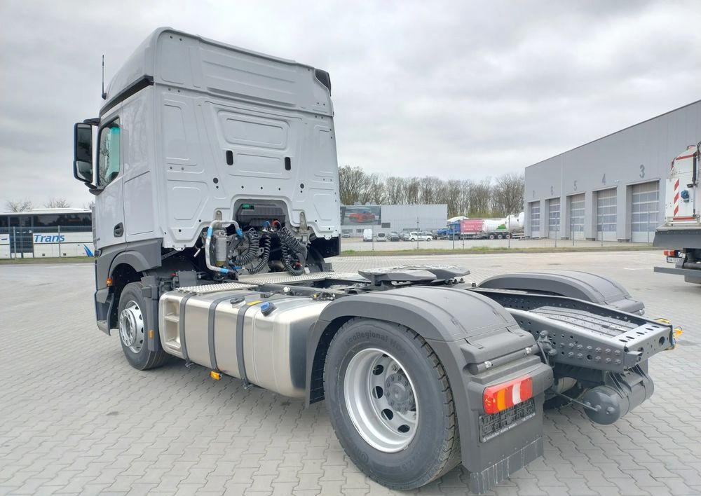Mercedes-Benz Actros - Cabeza tractora: foto 3 Mercedes-Benz Actros - Cabeza tractora: foto 3