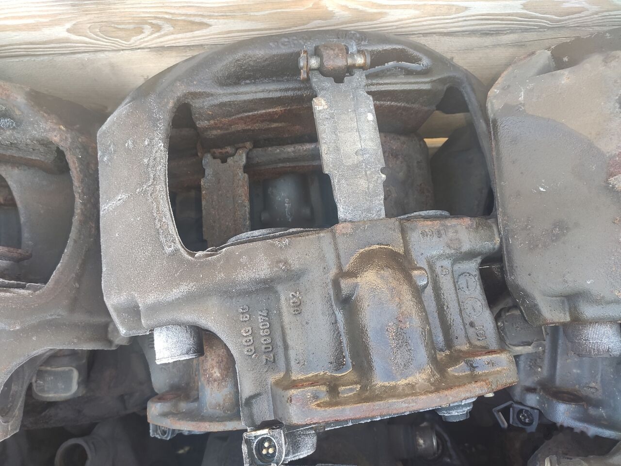 Knorr-Bremse SN7 Scania R SERIES truck - Pinza de freno para Camión: foto 2 Knorr-Bremse SN7 Scania R SERIES truck - Pinza de freno para Camión: foto 2