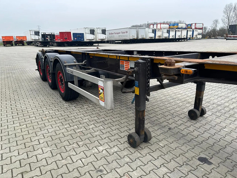 Semirremolque portacontenedore/ Intercambiable Burg 20FT ADR (EX/II, EX/III, FL, AT) Chassis, Empty weight : 3.690kg, SAF INTRADISC, 2x Liftaxle, NL-chassis, APK/ADR: 06-2025: foto 11