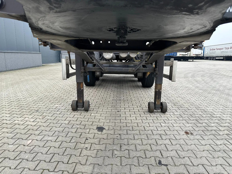 Semirremolque portacontenedore/ Intercambiable Burg 20FT ADR (EX/II, EX/III, FL, AT) Chassis, Empty weight : 3.690kg, SAF INTRADISC, 2x Liftaxle, NL-chassis, APK/ADR: 06-2025: foto 6