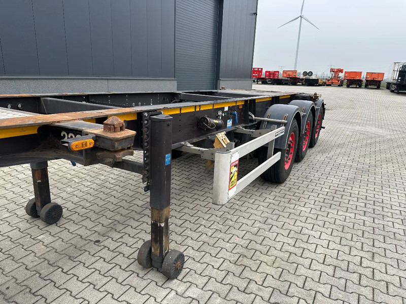 Semirremolque portacontenedore/ Intercambiable Burg 20FT ADR (EX/II, EX/III, FL, AT) Chassis, Empty weight : 3.690kg, SAF INTRADISC, 2x Liftaxle, NL-chassis, APK/ADR: 06-2025: foto 10
