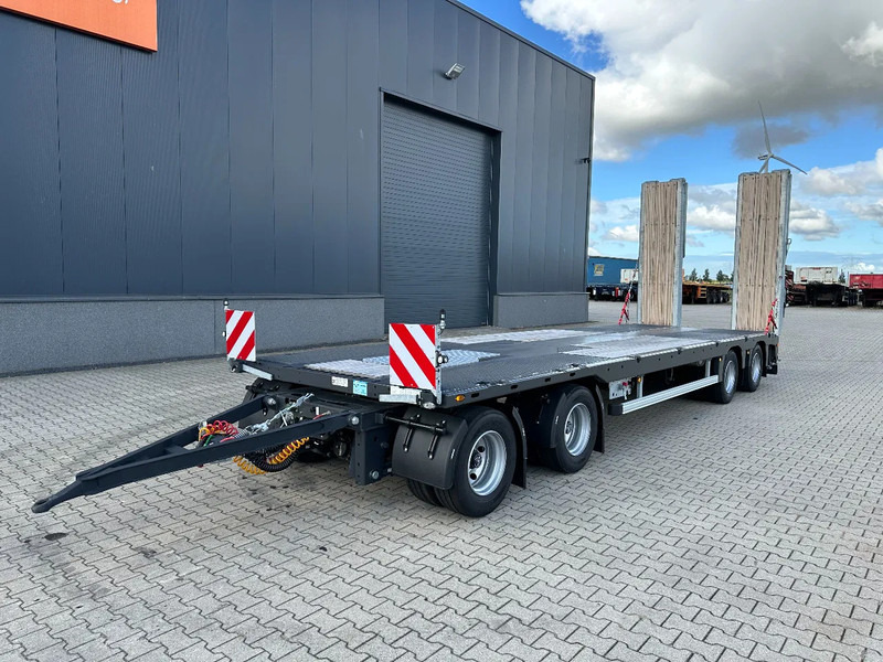 Faymonville MAX600-S-4-8.90-U, 4 axles (2 + 2), hydraulic ramps, loading-floor 8.90cm, NEW!! - Remolque portavehículos: foto 1 Faymonville MAX600-S-4-8.90-U, 4 axles (2 + 2), hydraulic ramps, loading-floor 8.90cm, NEW!! - Remolque portavehículos: foto 1