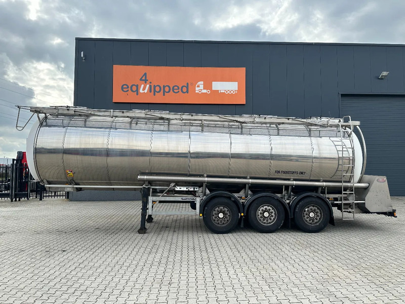 Feldbinder FOOD / LEVENSMIDDELEN / LEBENSMITTEL / 33.500L / 3-COMP / PUMP / NL-trailer / APK: 10-2026 - Semirremolque cisterna: foto 2 Feldbinder FOOD / LEVENSMIDDELEN / LEBENSMITTEL / 33.500L / 3-COMP / PUMP / NL-trailer / APK: 10-2026 - Semirremolque cisterna: foto 2