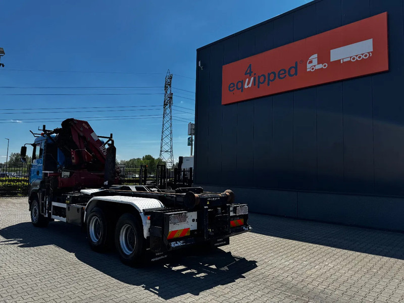 MAN TGA 33.430 6x6, HMF 1823 (B3) Crane + VDL HOOK, full spring, manual gearbox - Camión multibasculante, Camión grúa: foto 4 MAN TGA 33.430 6x6, HMF 1823 (B3) Crane + VDL HOOK, full spring, manual gearbox - Camión multibasculante, Camión grúa: foto 4