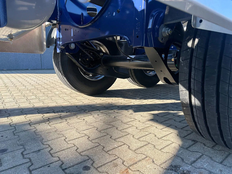 Semirremolque portacontenedore/ Intercambiable nuevo Van Hool NEW / DIRECT AVAILABLE 20FT ADR-CHASSIS, EMPTY WEIGHT: 3.300KG, DISCBRAKES, 3x available, ALU WHEELS: foto 17