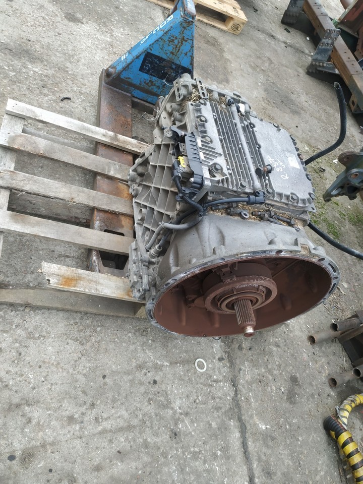 VOLVO FH4 - Caja de cambios para Camión: foto 1 VOLVO FH4 - Caja de cambios para Camión: foto 1