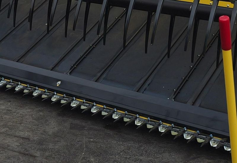 Honey Bee ST 25 - BANDSCHWADMÄHWERK - Cabezal de grano: foto 4 Honey Bee ST 25 - BANDSCHWADMÄHWERK - Cabezal de grano: foto 4