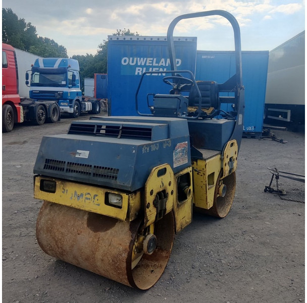 Bomag BW-100-AD3 - Rodillo: foto 1 Bomag BW-100-AD3 - Rodillo: foto 1