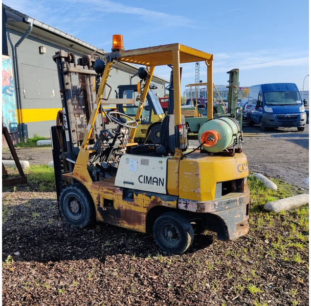 Ciman A15 - Carretilla elevadora de gas: foto 2 Ciman A15 - Carretilla elevadora de gas: foto 2