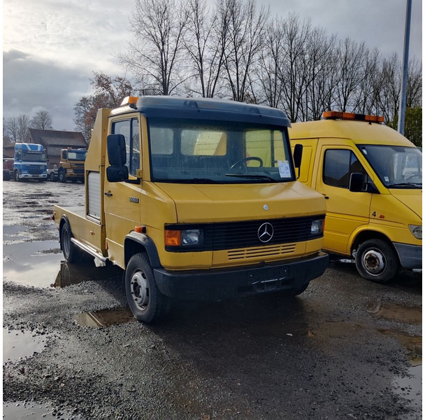 Mercedes-Benz 609 - Camión portavehículos: foto 4 Mercedes-Benz 609 - Camión portavehículos: foto 4