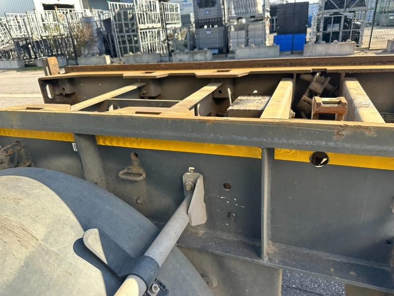 Remolque portacontenedore/ Intercambiable AJK AET - 30T CONTAINERAANHANGER - SAF - DISC BRAKES - AIR SUSP. - GOOD TIRES - TÜV 15-03-2026 - SmartBoard - BELGISCHE PAPIEREN: foto 18