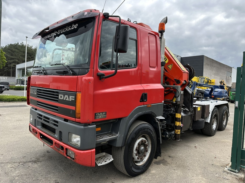 DAF 85 CF 430 6x4 TRACTOR + CRANE PK 32.000 F (7x) + WINCH - EURO 2 - MANUAL ZF - HUB REDUCTION / STEEL SPRING - BE TRUCK - Cabeza tractora: foto 3 DAF 85 CF 430 6x4 TRACTOR + CRANE PK 32.000 F (7x) + WINCH - EURO 2 - MANUAL ZF - HUB REDUCTION / STEEL SPRING - BE TRUCK - Cabeza tractora: foto 3
