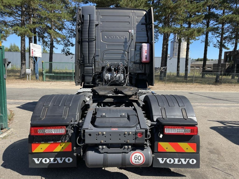 Volvo FH 460 LNG GAS ADR - ACC + Dynamic Steering - I-park Cool - Lane Keeping Support - collision warning - leather - ... BE Truck - Cabeza tractora: foto 5 Volvo FH 460 LNG GAS ADR - ACC + Dynamic Steering - I-park Cool - Lane Keeping Support - collision warning - leather - ... BE Truck - Cabeza tractora: foto 5