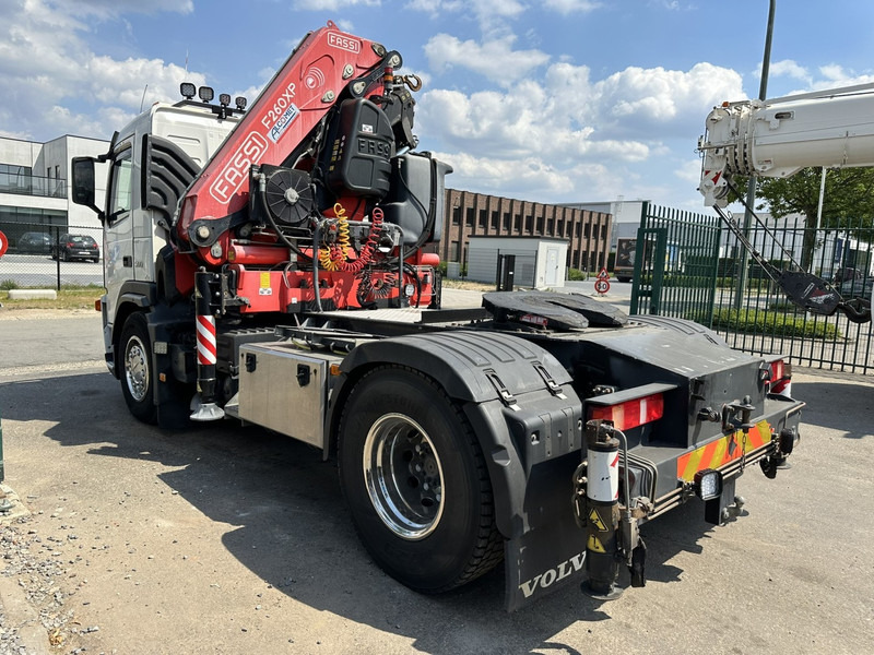 Volvo FM 400 TRACTOR + CRANE FASSI F260BXP.25 - 5x / RADIO - EURO 4 - I SHIFT - A/C - BE TRUCK - Cabeza tractora: foto 5 Volvo FM 400 TRACTOR + CRANE FASSI F260BXP.25 - 5x / RADIO - EURO 4 - I SHIFT - A/C - BE TRUCK - Cabeza tractora: foto 5