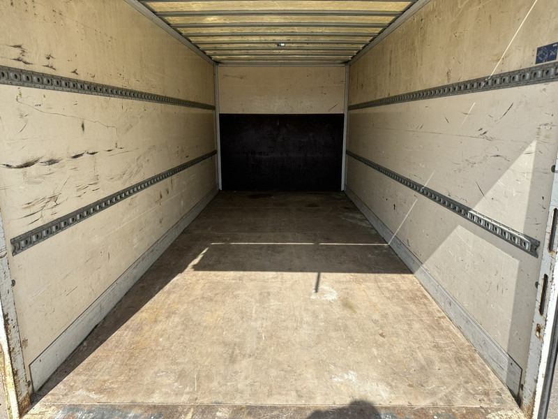 Camión caja cerrada Iveco EUROCARGO 80E18 CLOSED BOX 6m00 x 2m49 x 2m37 - EURO 5 - *176.000km* - TAILLIFT - MANUAL - BE TRUCK: foto 14