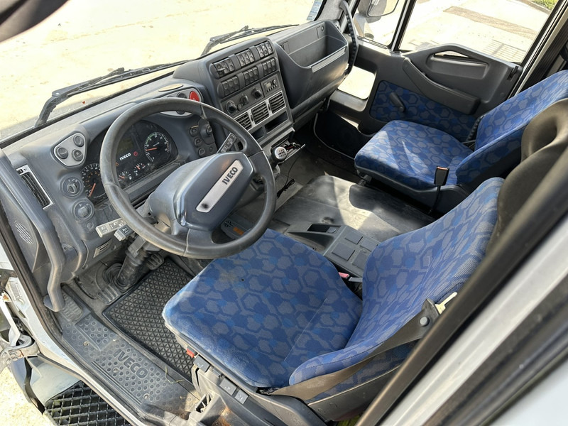 Camión caja cerrada Iveco EUROCARGO 80E18 CLOSED BOX 6m00 x 2m49 x 2m37 - EURO 5 - *176.000km* - TAILLIFT - MANUAL - BE TRUCK: foto 8