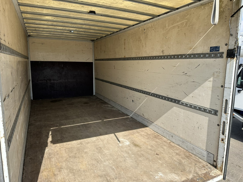 Camión caja cerrada Iveco EUROCARGO 80E18 CLOSED BOX 6m00 x 2m49 x 2m37 - EURO 5 - *176.000km* - TAILLIFT - MANUAL - BE TRUCK: foto 16
